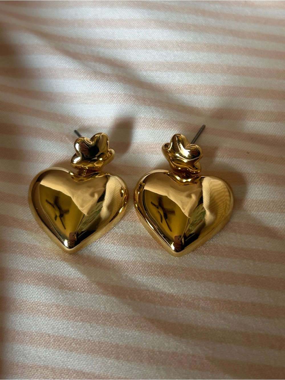 Madewell Gold Puffy Heart Stud Earrings with Floral Accent